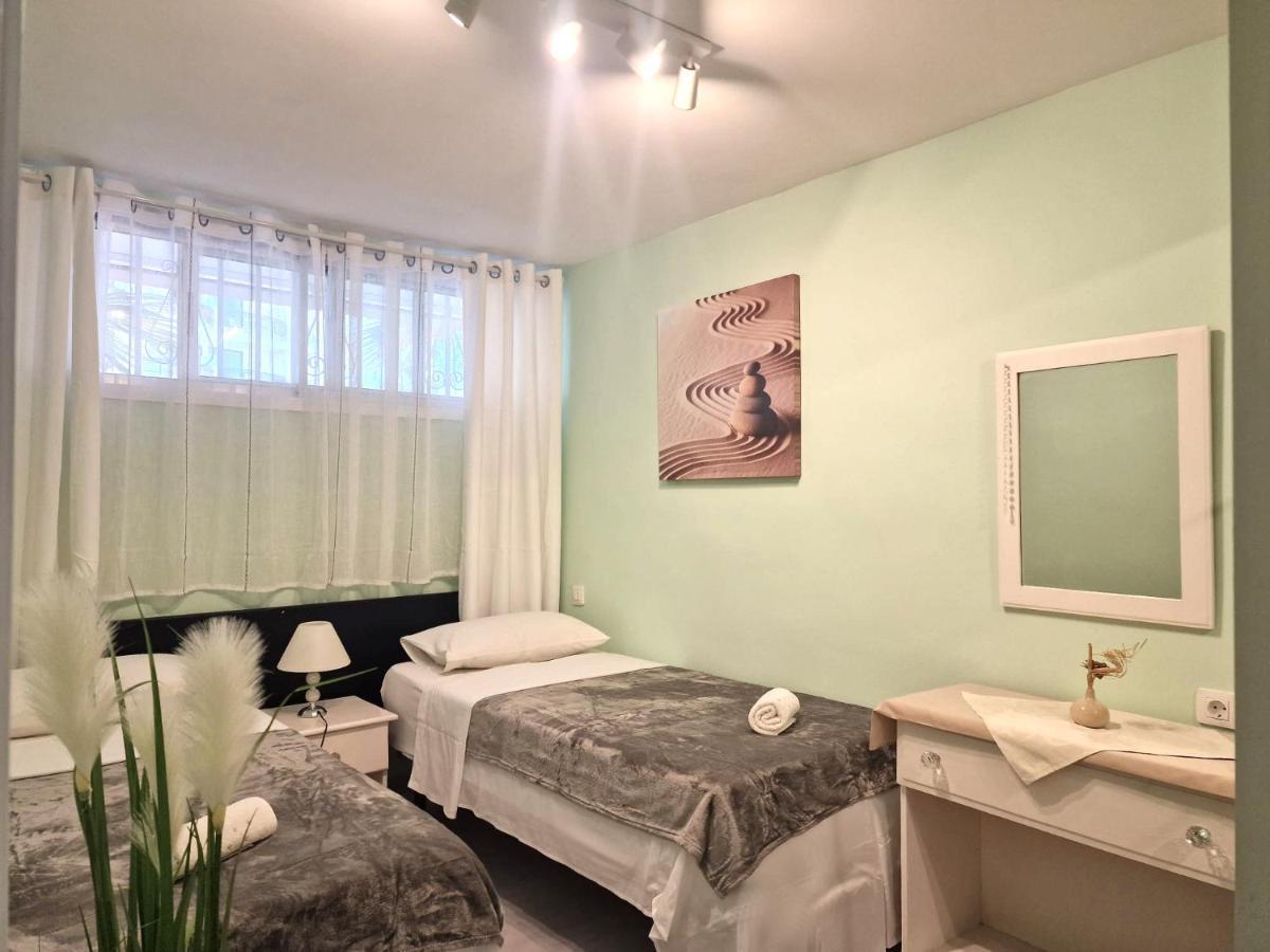 Apartament Fresh In Americas, Pe210 Next To The *